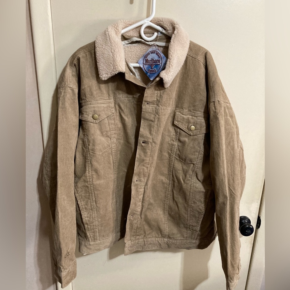 Marlboro Jacket Guts Grit Gear. 2003. Light Brown. New with tag